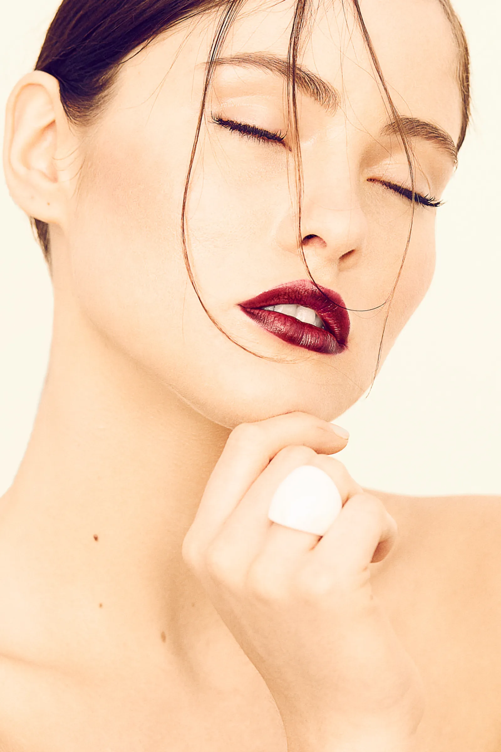 Ines - Beauty photography by Paulo Toureiro